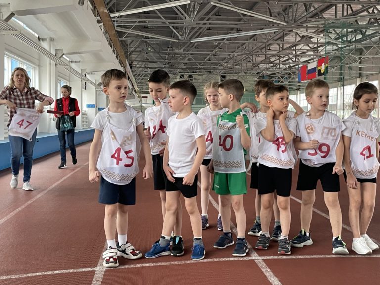 Дошколята из детского сада №214 г. Кемерово показали отличные результаты в метании теннисного мяча в цель