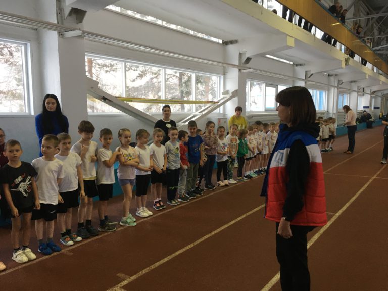Воспитанники детских садов Центрального района города Кемерово приступили к выполнению нормативов  ГТО