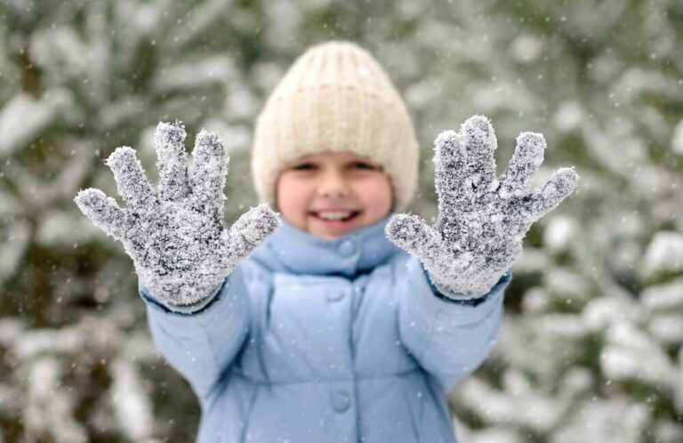 Движение ГТО. Почему важно носить перчатки осенью и зимой?