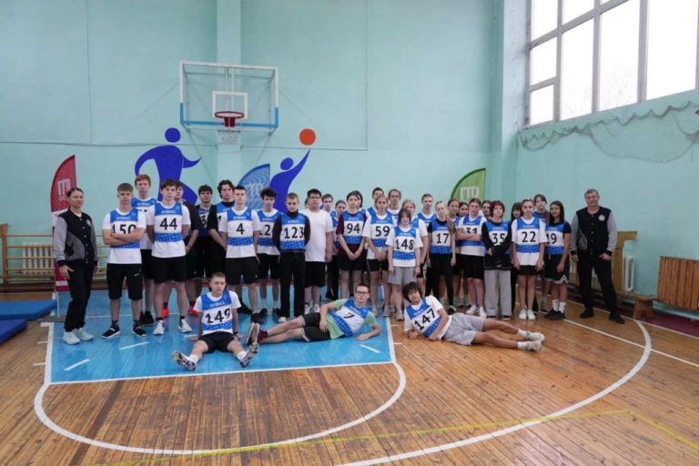 Под девизом «Спорт и здоровье»: в кемеровской школе №50 им. А.А. Бабенко стартовал двухдневный марафон ГТО