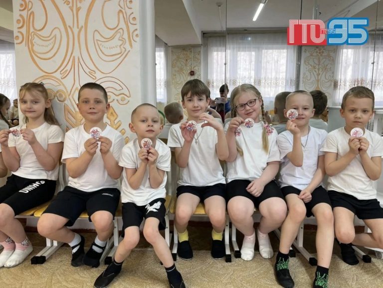 Будущие значкисты ГТО: малыши из детского сада познакомились с комплексом ВФСК ГТО!